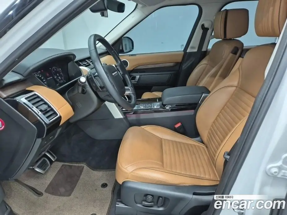 Land Rover Discovery 2019 3.0 автомат (гидро), фото 10 Land Rover Discovery 2019 3.0 автомат (гидро), фото 10
