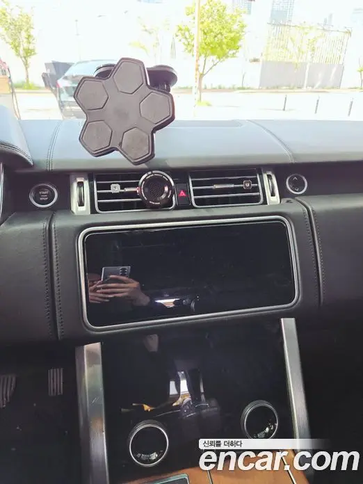 Land Rover Range Rover 2019 4.4 автомат (гидро), миниатюра 8 Land Rover Range Rover 2019 4.4 автомат (гидро), миниатюра 8
