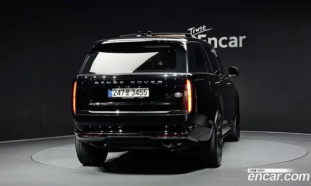 Land Rover Range Rover 2023 4.4 автомат (гидро), миниатюра 4 Land Rover Range Rover 2023 4.4 автомат (гидро), миниатюра 4
