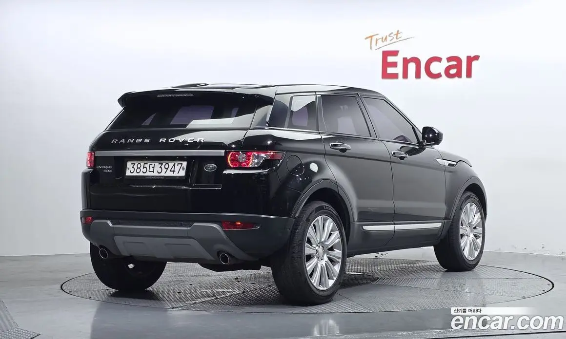 Land Rover Range Rover Evoque 2015 2.2 автомат (гидро), фото 2 Land Rover Range Rover Evoque 2015 2.2 автомат (гидро), фото 2