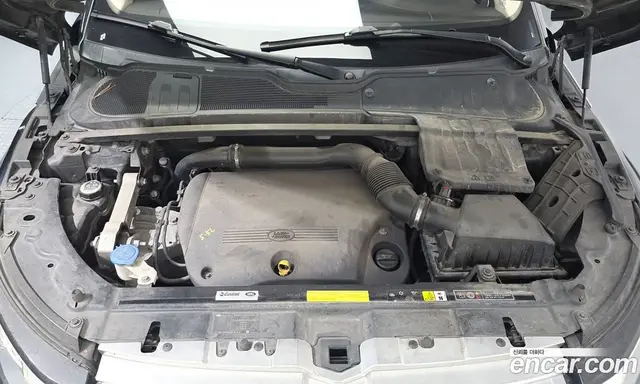 Land Rover Range Rover Evoque 2015 2.2 автомат (гидро), миниатюра 6 Land Rover Range Rover Evoque 2015 2.2 автомат (гидро), миниатюра 6
