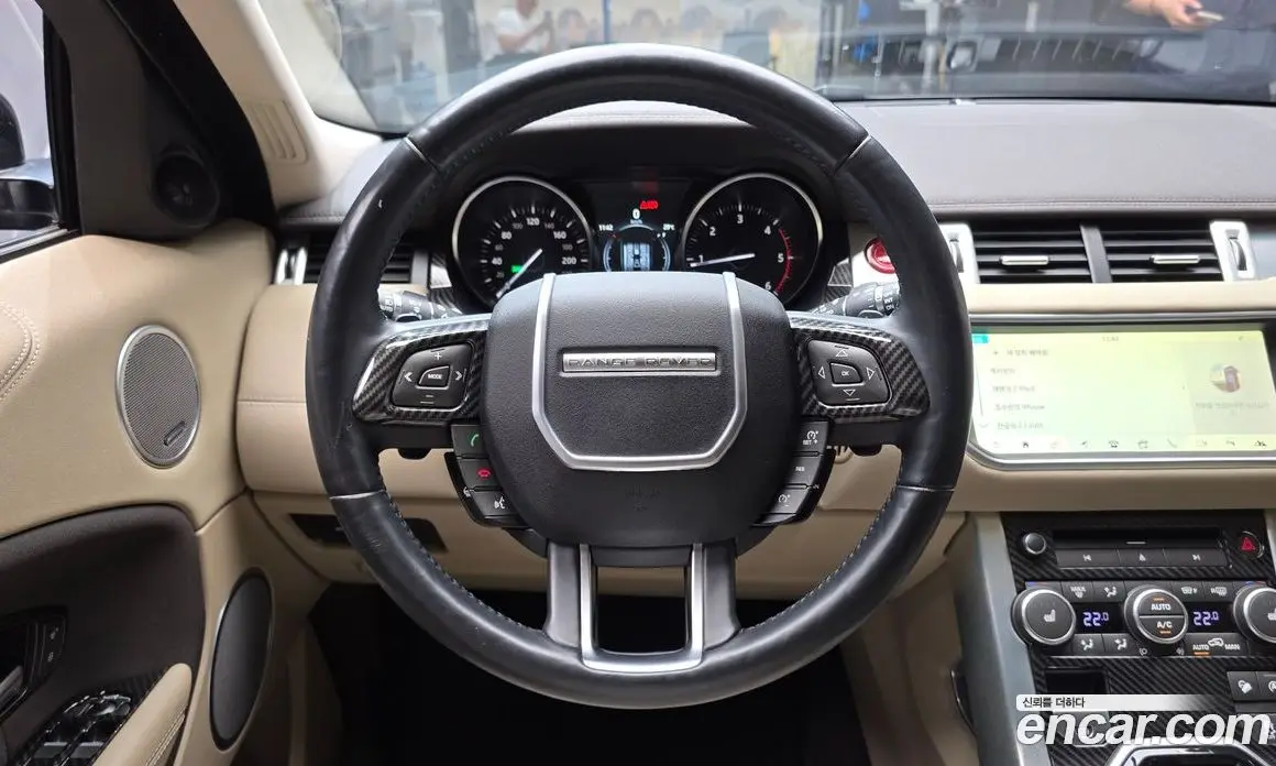 Land Rover Range Rover Evoque 2017 2.0 автомат (гидро), фото 13 Land Rover Range Rover Evoque 2017 2.0 автомат (гидро), фото 13