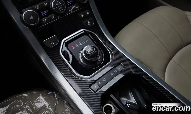 Land Rover Range Rover Evoque 2017 2.0 автомат (гидро), миниатюра 9 Land Rover Range Rover Evoque 2017 2.0 автомат (гидро), миниатюра 9