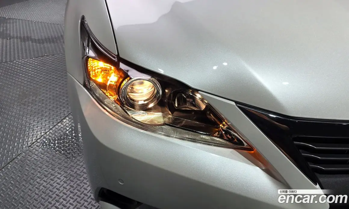 Lexus CT200h 2016 1.8 автомат (гидро), фото 7 Lexus CT200h 2016 1.8 автомат (гидро), фото 7