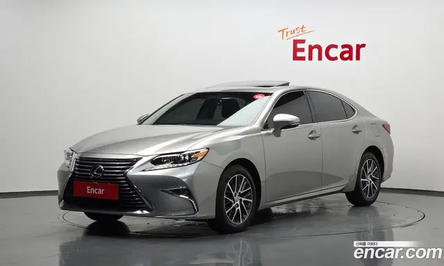 Lexus ES 2016 3.5 автомат (гидро), миниатюра 1 Lexus ES 2016 3.5 автомат (гидро), миниатюра 1