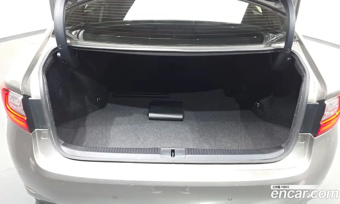 Lexus ES 2016 3.5 автомат (гидро), фото 20 Lexus ES 2016 3.5 автомат (гидро), фото 20