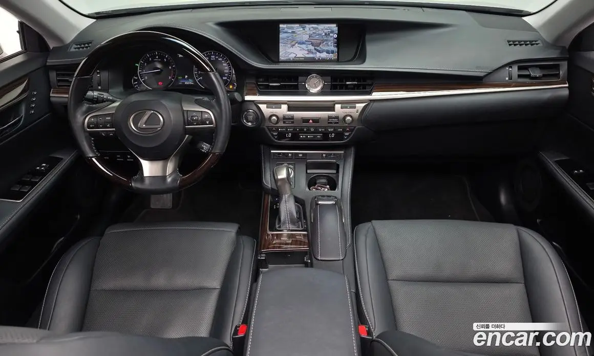 Lexus ES 2016 3.5 автомат (гидро), фото 7 Lexus ES 2016 3.5 автомат (гидро), фото 7
