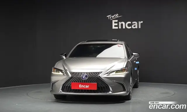 Lexus ES 2018 2.5 автомат (гидро), миниатюра 3 Lexus ES 2018 2.5 автомат (гидро), миниатюра 3