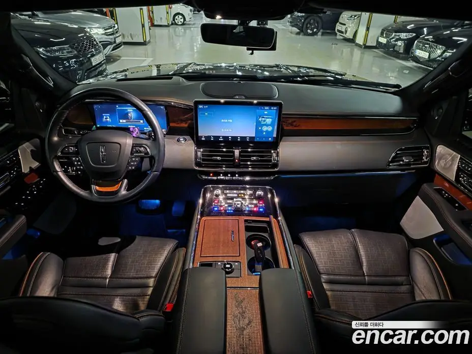 Lincoln Navigator 2023 3.5 автомат (гидро), фото 11 Lincoln Navigator 2023 3.5 автомат (гидро), фото 11