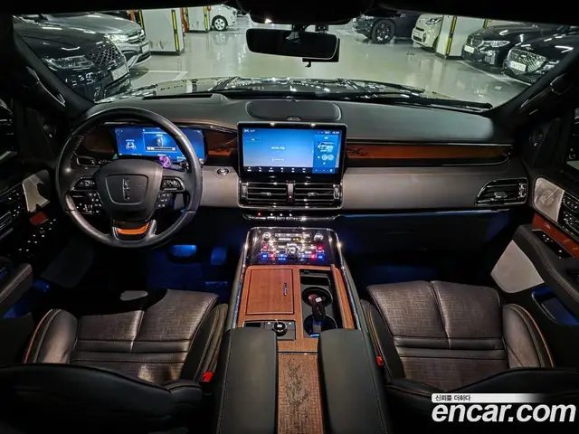 Lincoln Navigator 2023 3.5 автомат (гидро), миниатюра 11 Lincoln Navigator 2023 3.5 автомат (гидро), миниатюра 11