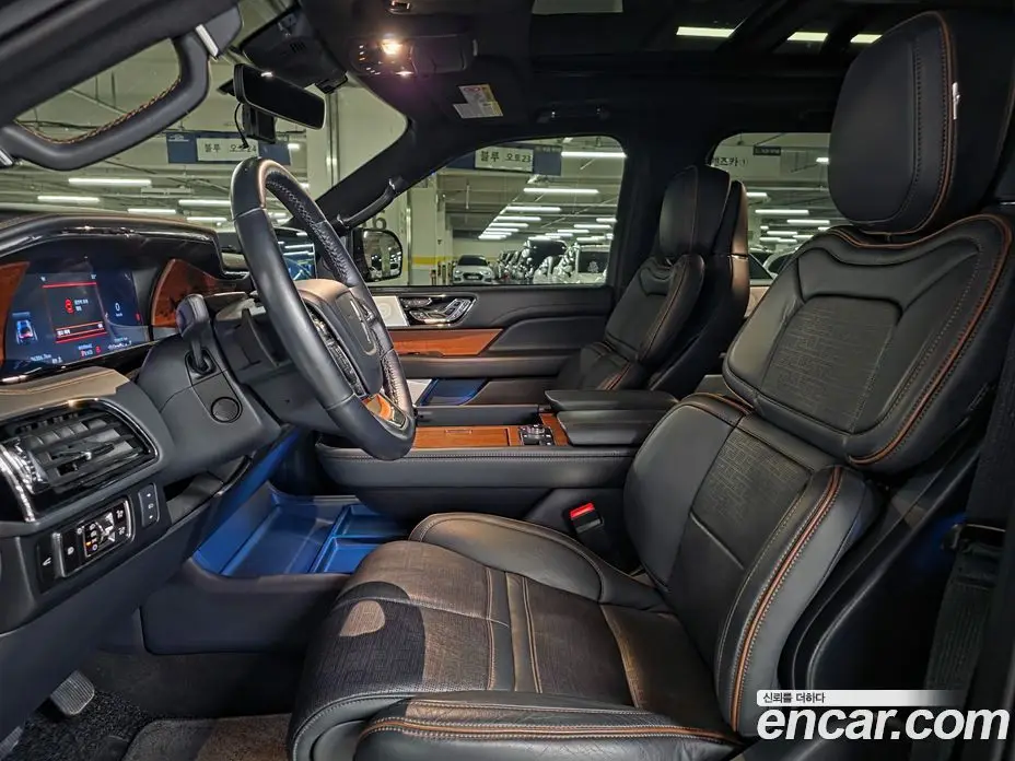 Lincoln Navigator 2023 3.5 автомат (гидро), фото 13 Lincoln Navigator 2023 3.5 автомат (гидро), фото 13