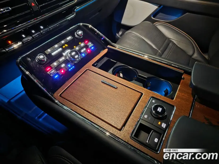 Lincoln Navigator 2023 3.5 автомат (гидро), фото 19 Lincoln Navigator 2023 3.5 автомат (гидро), фото 19