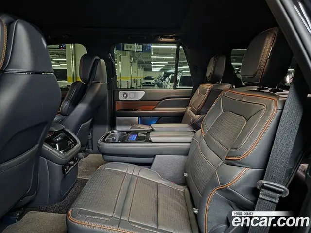 Lincoln Navigator 2023 3.5 автомат (гидро), миниатюра 9 Lincoln Navigator 2023 3.5 автомат (гидро), миниатюра 9