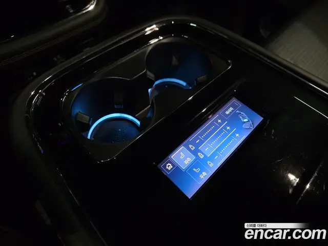 Lincoln Navigator 2023 3.5 автомат (гидро), миниатюра 10 Lincoln Navigator 2023 3.5 автомат (гидро), миниатюра 10