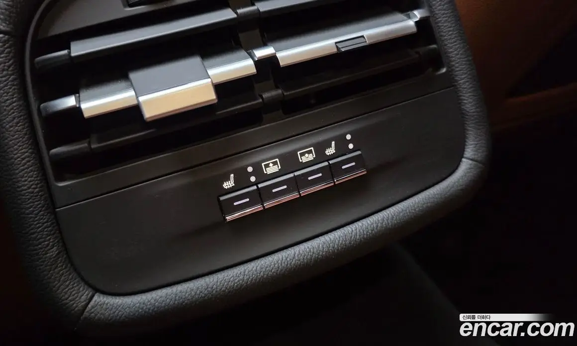 Maserati Ghibli 2017 3.0 автомат (гидро), фото 20 Maserati Ghibli 2017 3.0 автомат (гидро), фото 20