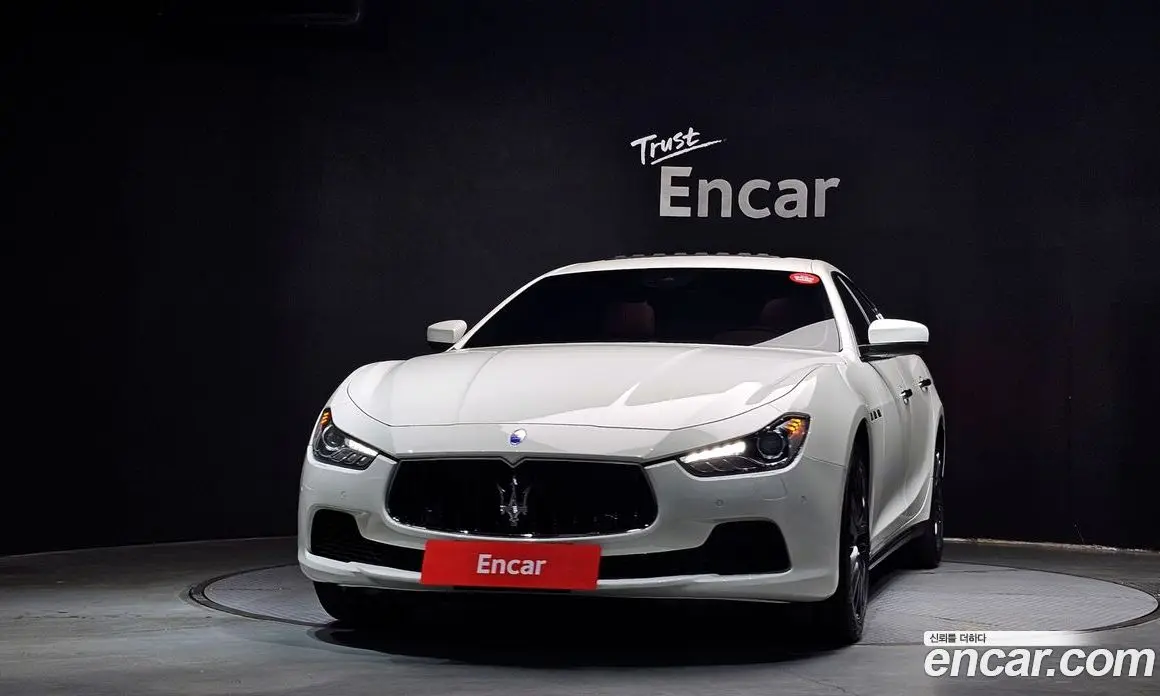 Maserati Ghibli 2017 3.0 автомат (гидро), фото 3 Maserati Ghibli 2017 3.0 автомат (гидро), фото 3