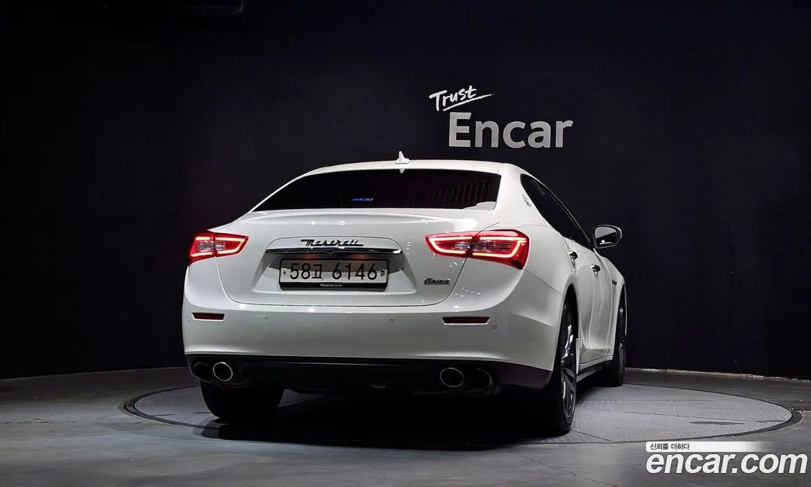 Maserati Ghibli 2017 3.0 автомат (гидро), фото 4 Maserati Ghibli 2017 3.0 автомат (гидро), фото 4
