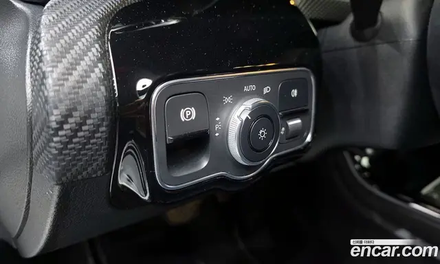 Mercedes-Benz A-Class 2019 2.0 автомат (гидро), миниатюра 12