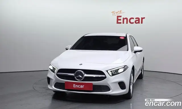 Mercedes-Benz A-Class 2019 2.0 автомат (гидро), миниатюра 3 Mercedes-Benz A-Class 2019 2.0 автомат (гидро), миниатюра 3