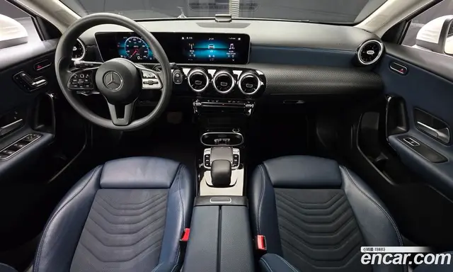 Mercedes-Benz A-Class 2019 2.0 автомат (гидро), миниатюра 7 Mercedes-Benz A-Class 2019 2.0 автомат (гидро), миниатюра 7