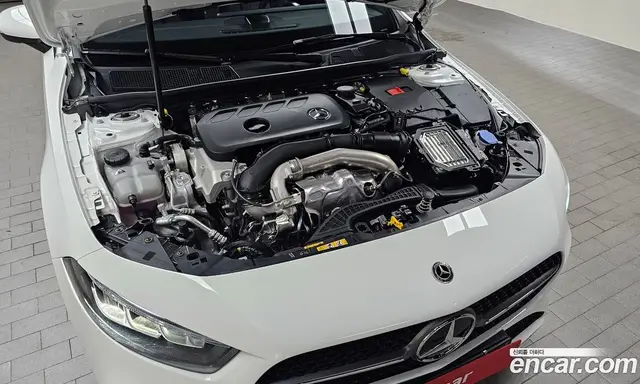 Mercedes-Benz A-Class 2025 2.0 автомат (гидро), миниатюра 5