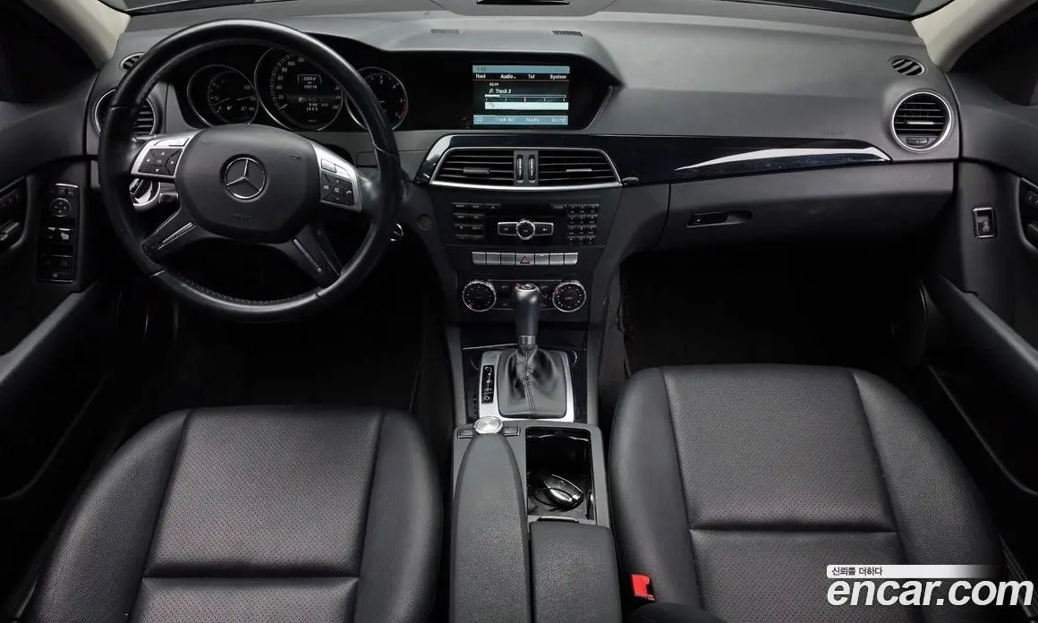 Mercedes-Benz C-Class 2014 2.1 автомат (гидро), фото 7 Mercedes-Benz C-Class 2014 2.1 автомат (гидро), фото 7