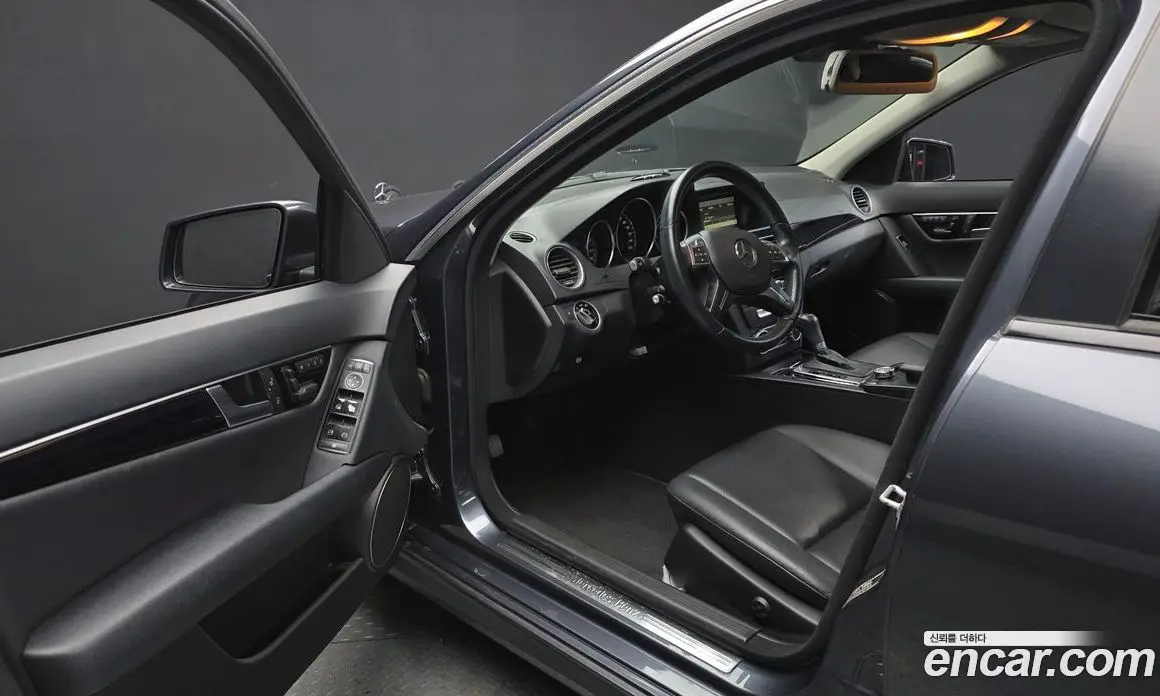 Mercedes-Benz C-Class 2014 2.1 автомат (гидро), фото 10 Mercedes-Benz C-Class 2014 2.1 автомат (гидро), фото 10