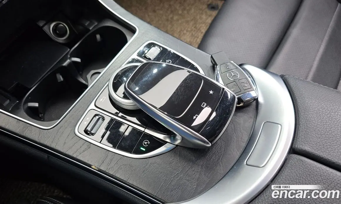 Mercedes-Benz C-Class 2016 2.0 автомат (гидро), фото 24 Mercedes-Benz C-Class 2016 2.0 автомат (гидро), фото 24