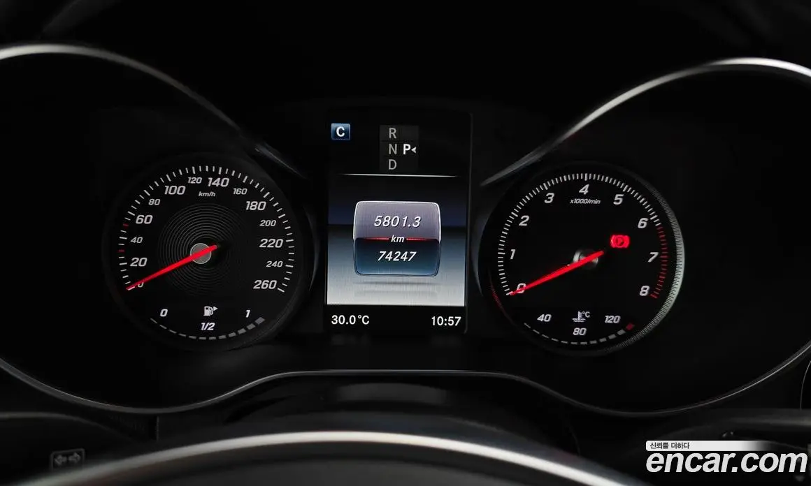 Mercedes-Benz C-Class 2016 2.0 автомат (гидро), фото 10 Mercedes-Benz C-Class 2016 2.0 автомат (гидро), фото 10