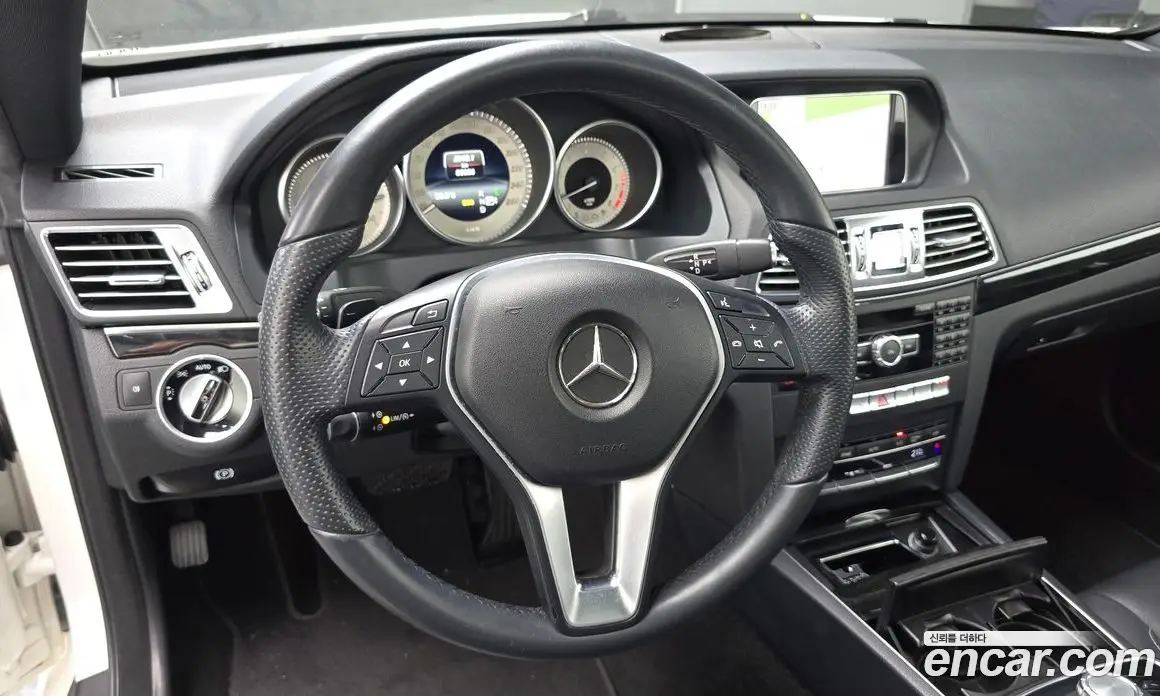 Mercedes-Benz E-Class 2013 2.0 автомат (гидро), фото 14 Mercedes-Benz E-Class 2013 2.0 автомат (гидро), фото 14