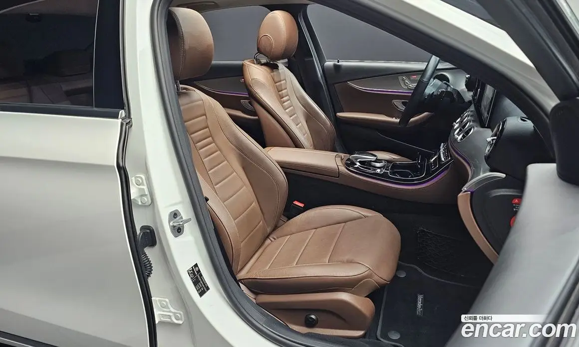 Mercedes-Benz E-Class 2018 2.0 автомат (гидро), фото 16 Mercedes-Benz E-Class 2018 2.0 автомат (гидро), фото 16