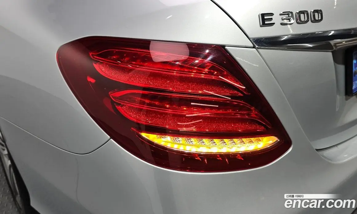 Mercedes-Benz E-Class 2019 2.0 автомат (гидро), фото 9