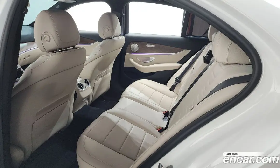 Mercedes-Benz E-Class 2020 2.0 автомат (гидро), фото 26 Mercedes-Benz E-Class 2020 2.0 автомат (гидро), фото 26