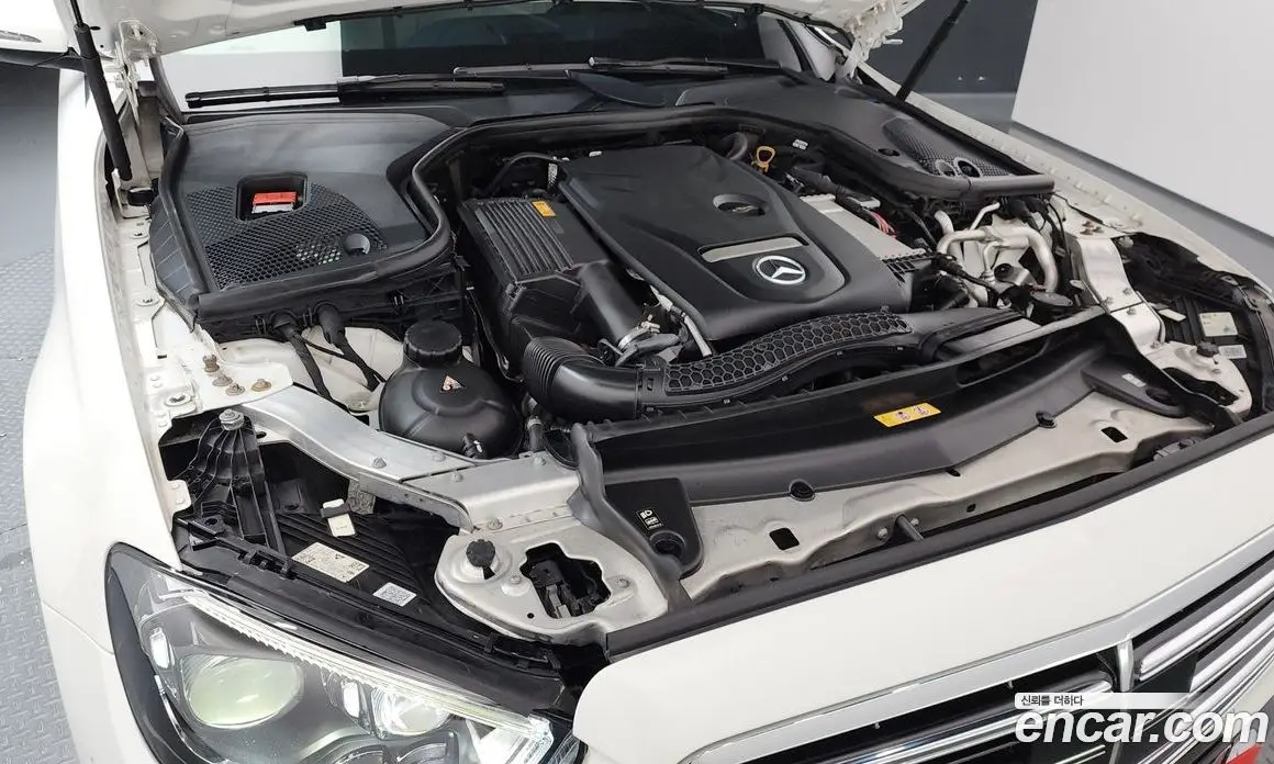 Mercedes-Benz E-Class 2020 2.0 автомат (гидро), фото 6 Mercedes-Benz E-Class 2020 2.0 автомат (гидро), фото 6