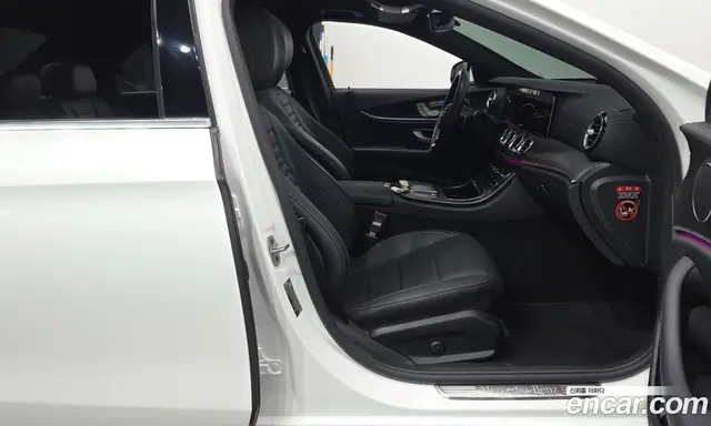 Mercedes-Benz E-Class 2022 2.0 автомат (гидро), миниатюра 10 Mercedes-Benz E-Class 2022 2.0 автомат (гидро), миниатюра 10