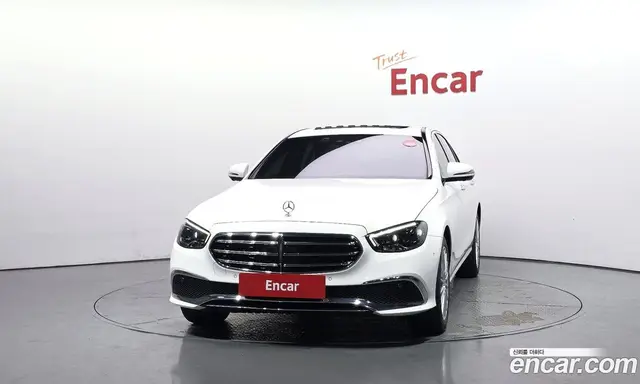 Mercedes-Benz E-Class 2023 2.0 автомат (гидро), миниатюра 3 Mercedes-Benz E-Class 2023 2.0 автомат (гидро), миниатюра 3
