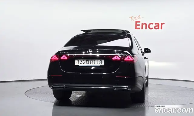Mercedes-Benz E-Class 2024 2.0 автомат (гидро), миниатюра 4 Mercedes-Benz E-Class 2024 2.0 автомат (гидро), миниатюра 4