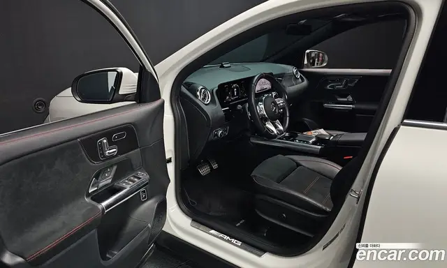 Mercedes-Benz GLA-Class 2022 2.0 автомат (гидро), миниатюра 12
