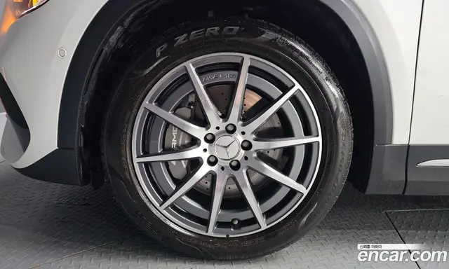 Mercedes-Benz GLA-Class 2022 2.0 автомат (гидро), миниатюра 4 Mercedes-Benz GLA-Class 2022 2.0 автомат (гидро), миниатюра 4