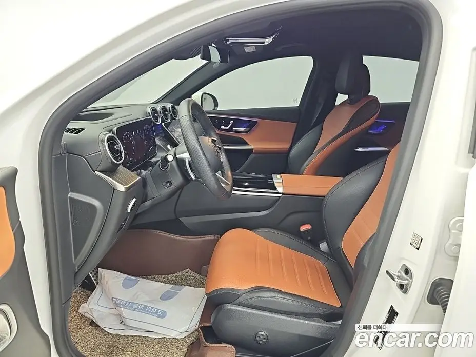 Mercedes-Benz GLC-Class 2024 2.0 автомат (гидро), фото 11