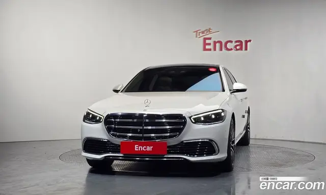 Mercedes-Benz S-Class 2022 4.0 автомат (гидро), миниатюра 3