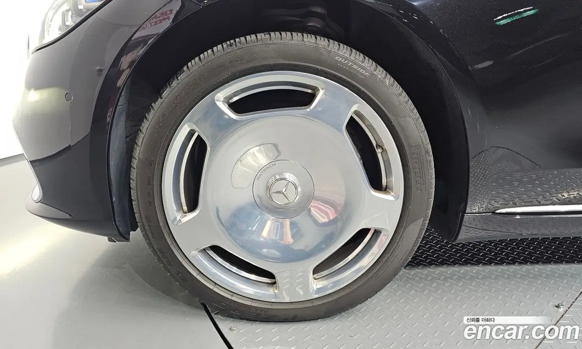 Mercedes-Benz S-Class 2022 4.0 автомат (гидро), фото 5
