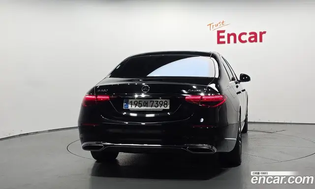 Mercedes-Benz S-Class 2023 4.0 автомат (гидро), миниатюра 3