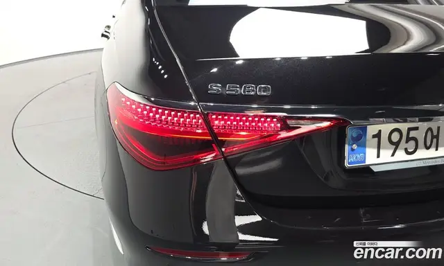 Mercedes-Benz S-Class 2023 4.0 автомат (гидро), миниатюра 8