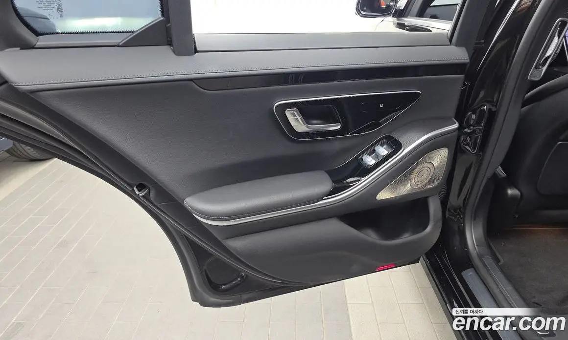 Mercedes-Benz S-Class 2025 3.0 автомат (гидро), фото 15