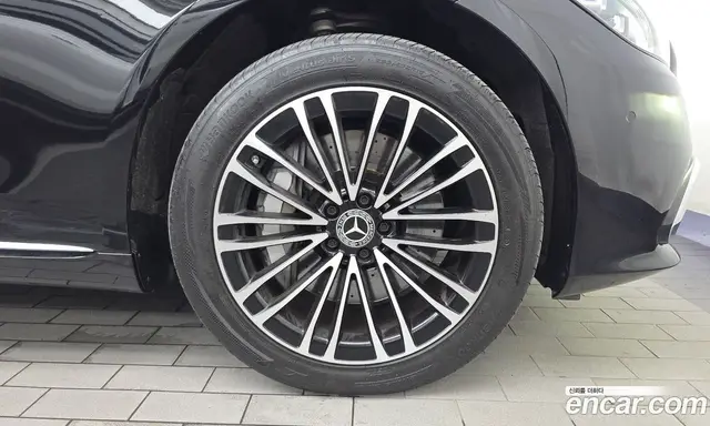Mercedes-Benz S-Class 2025 3.0 автомат (гидро), миниатюра 7