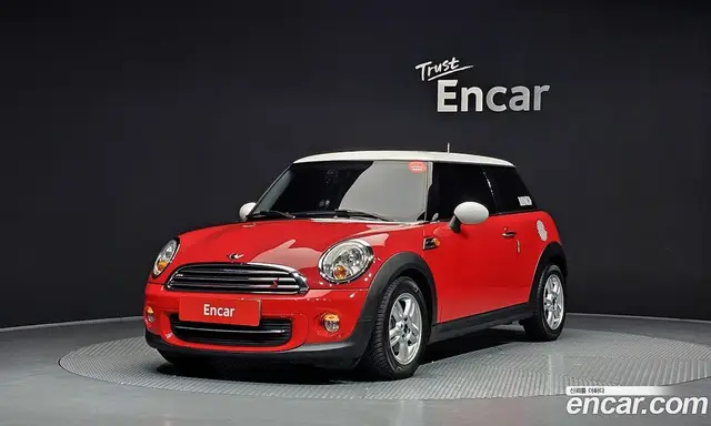 Mini Cooper 2013 1.6 автомат (гидро), миниатюра 1 Mini Cooper 2013 1.6 автомат (гидро), миниатюра 1