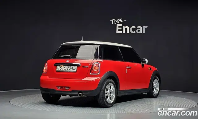 Mini Cooper 2013 1.6 автомат (гидро), миниатюра 2 Mini Cooper 2013 1.6 автомат (гидро), миниатюра 2