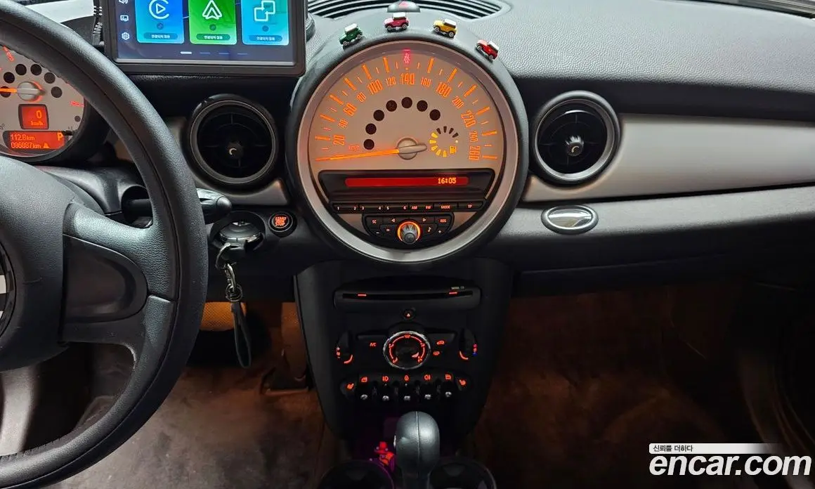 Mini Cooper 2013 1.6 автомат (гидро), фото 14 Mini Cooper 2013 1.6 автомат (гидро), фото 14