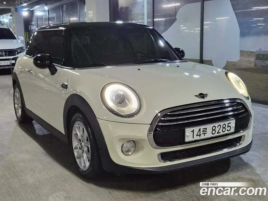 Mini Cooper 2014 1.5 автомат (гидро), фото 1 Mini Cooper 2014 1.5 автомат (гидро), фото 1